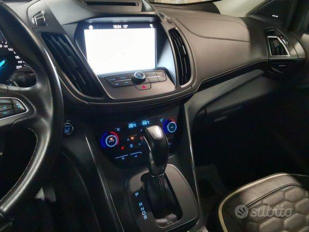 Ford Kuga 2.0 TDCI 180 CV 4WD Powershift Vignale