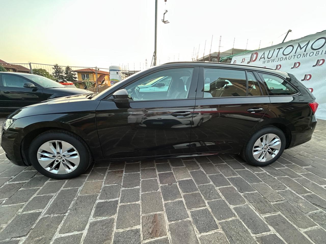 Skoda Octavia 2.0 TDI EVO cambio automatico