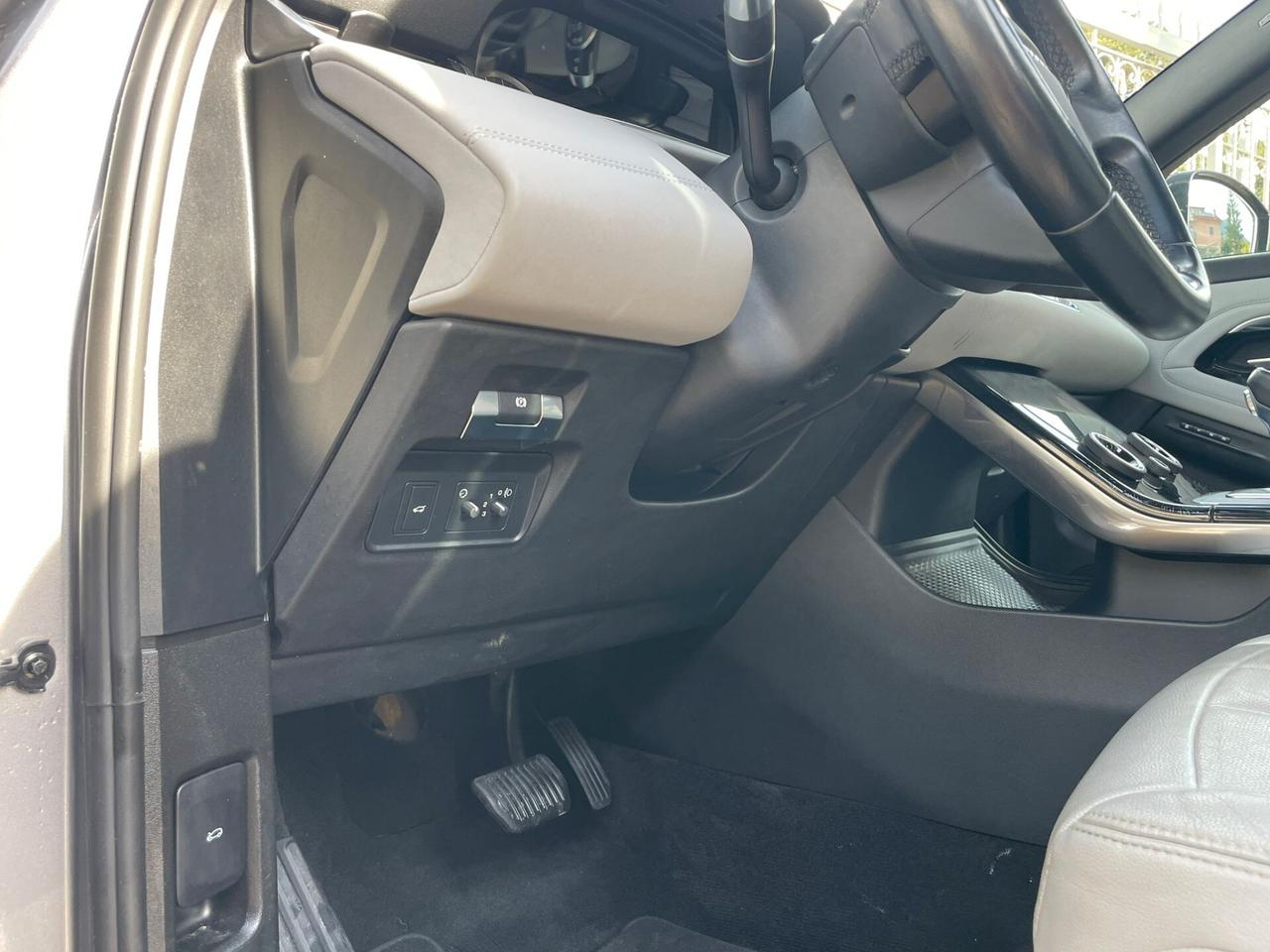 Land Rover Range Evoque 2.0D 150CV AWD TETTO