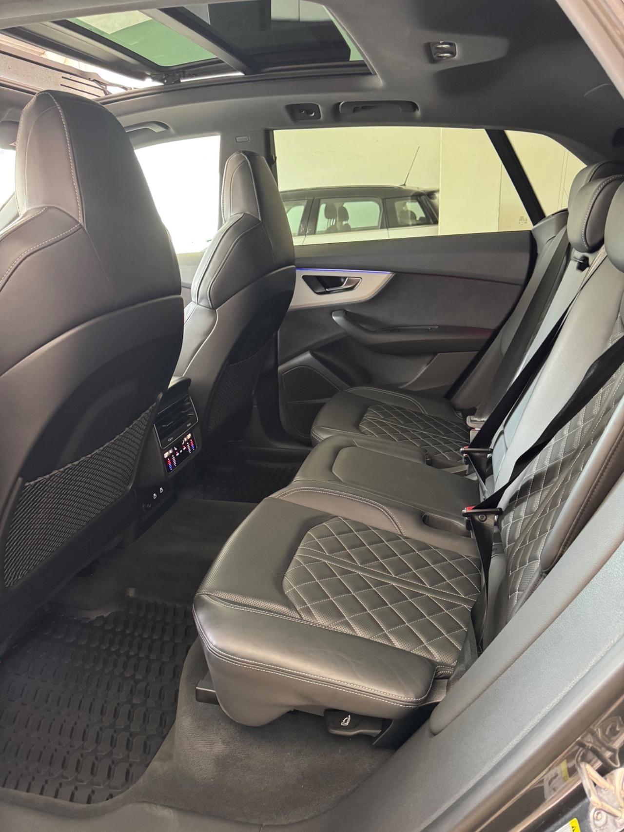 Audi Q8 50 TDI 286 CV quattro tiptronic Sport