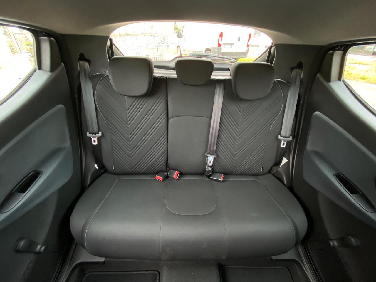 Lancia Ypsilon 1.0 FireFly 5 porte S&S Hybrid Gold