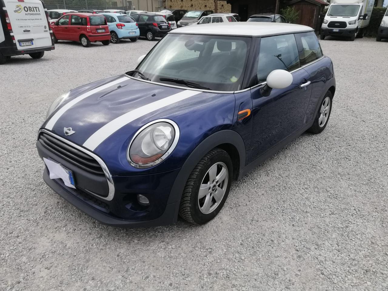 Mini Mini 1.2 One 75 cv ok neopatentati prezzo con € 2000 di rottamazione