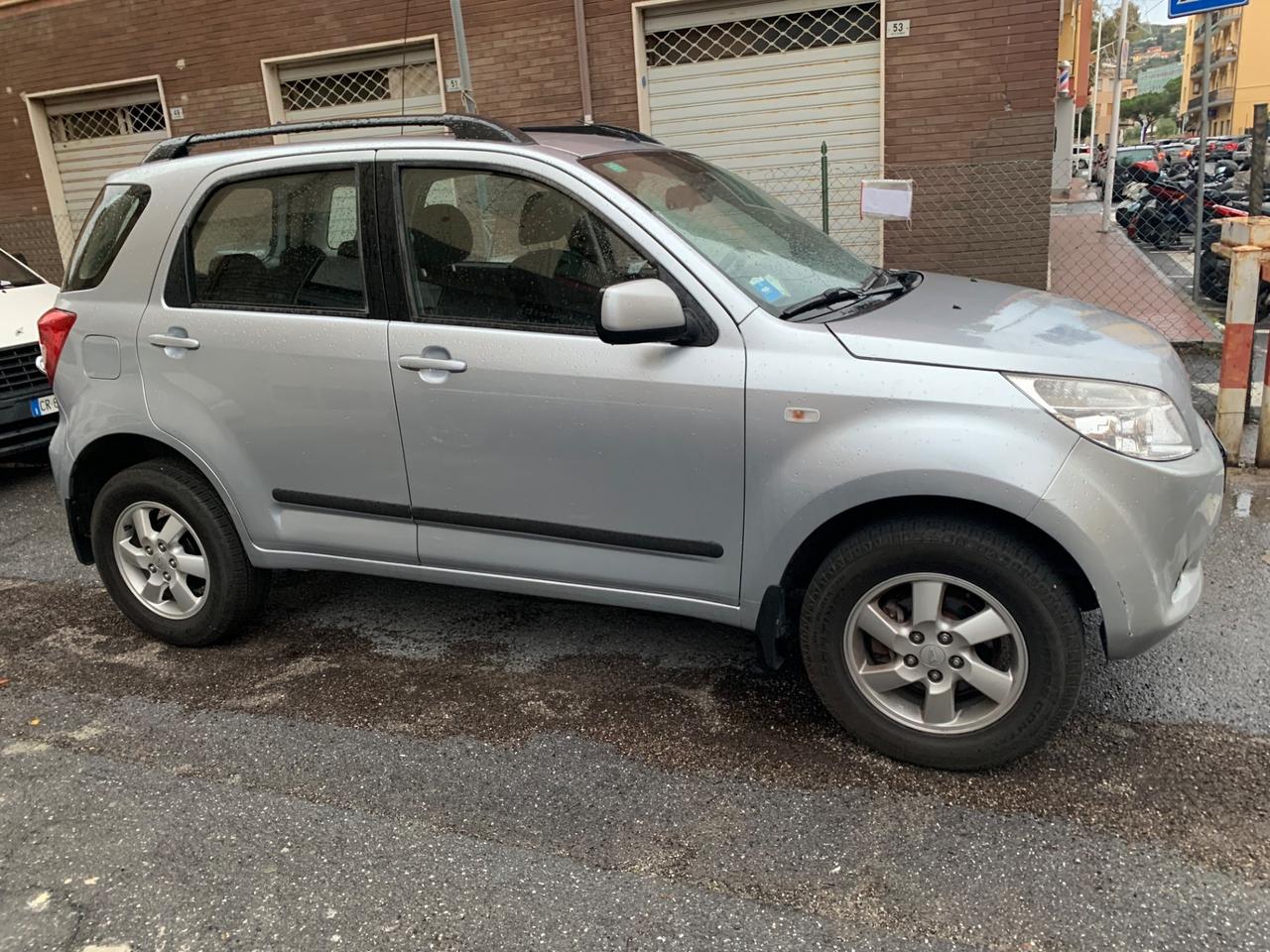 Daihatsu Terios 1.5 4WD 11/2006 km 122000