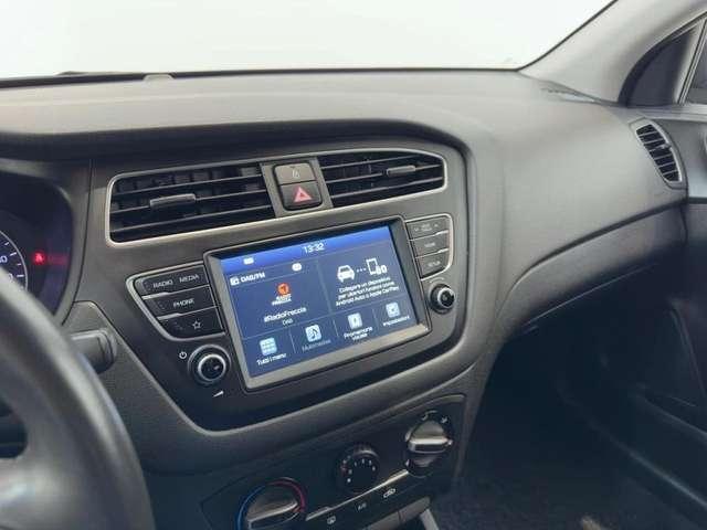 Hyundai i20 1.2 5 porte Connectline NEOPATENTATI