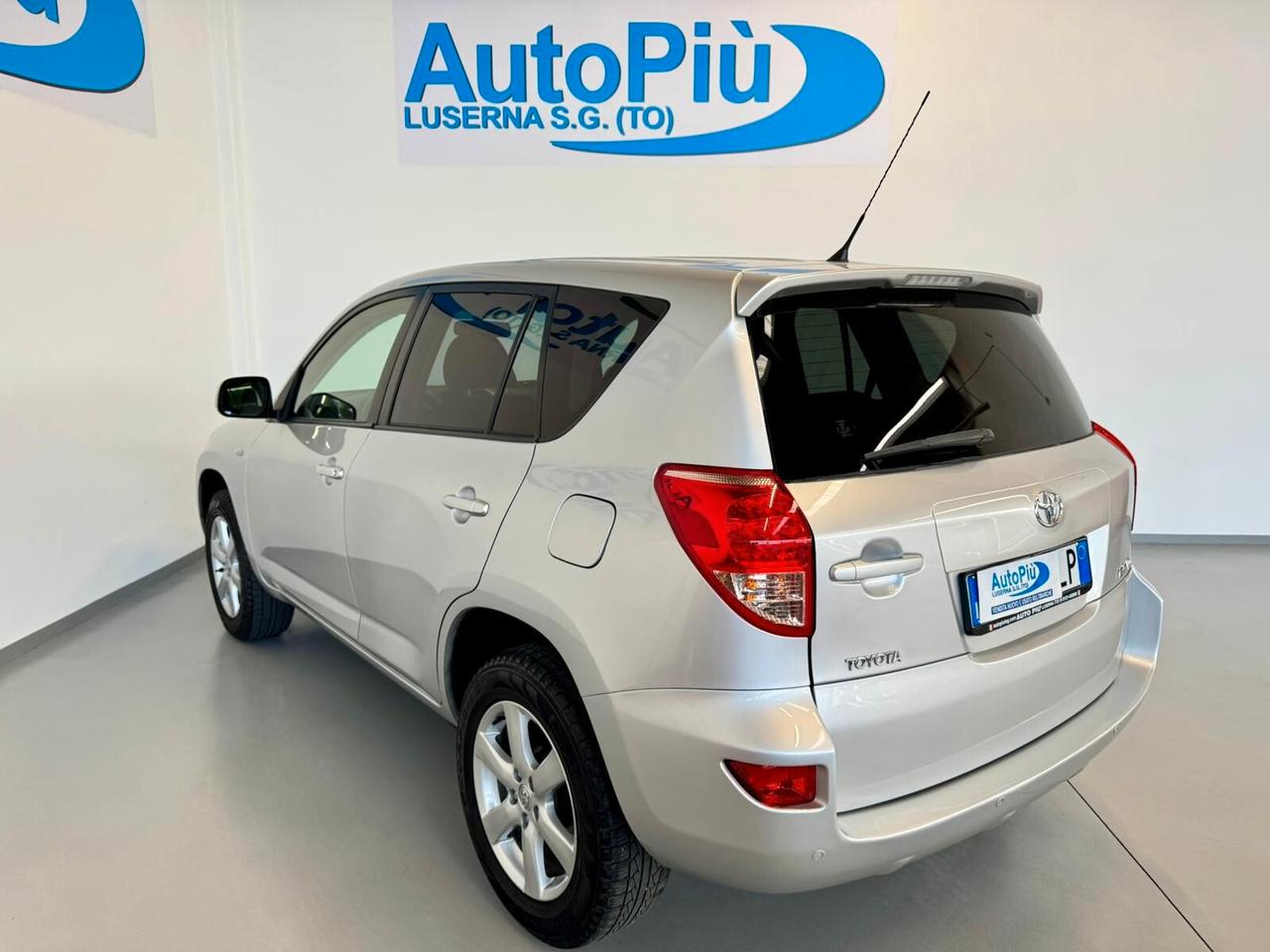 Toyota RAV-4 Crossover 2.0 aut. Sol 152 CV