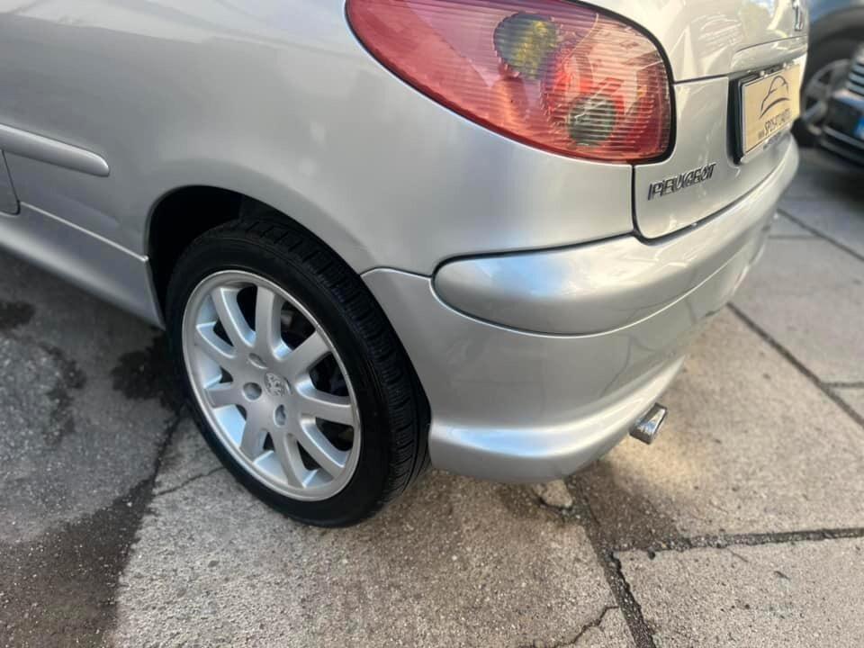 Peugeot 206 1.6 HDi FAP CC Quiksilver