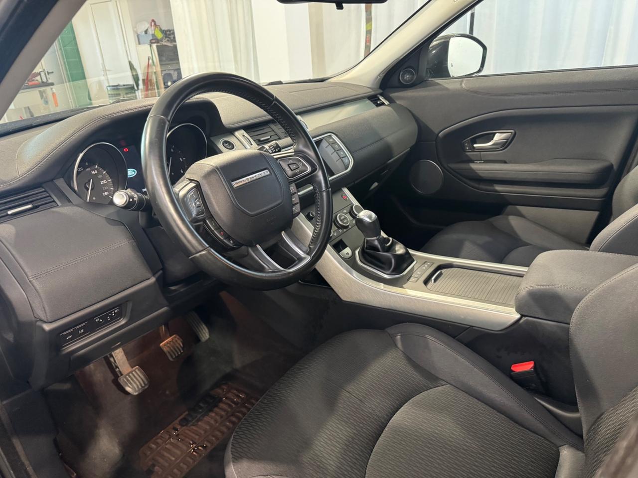 Land Rover Range Evoque 2.0 TD4 150 CV 5p. Pure