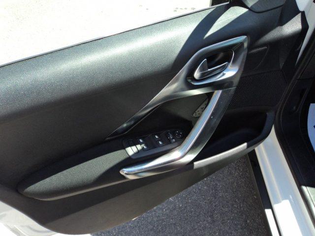 PEUGEOT 2008 1° serie BlueHDi 100 Black Matt