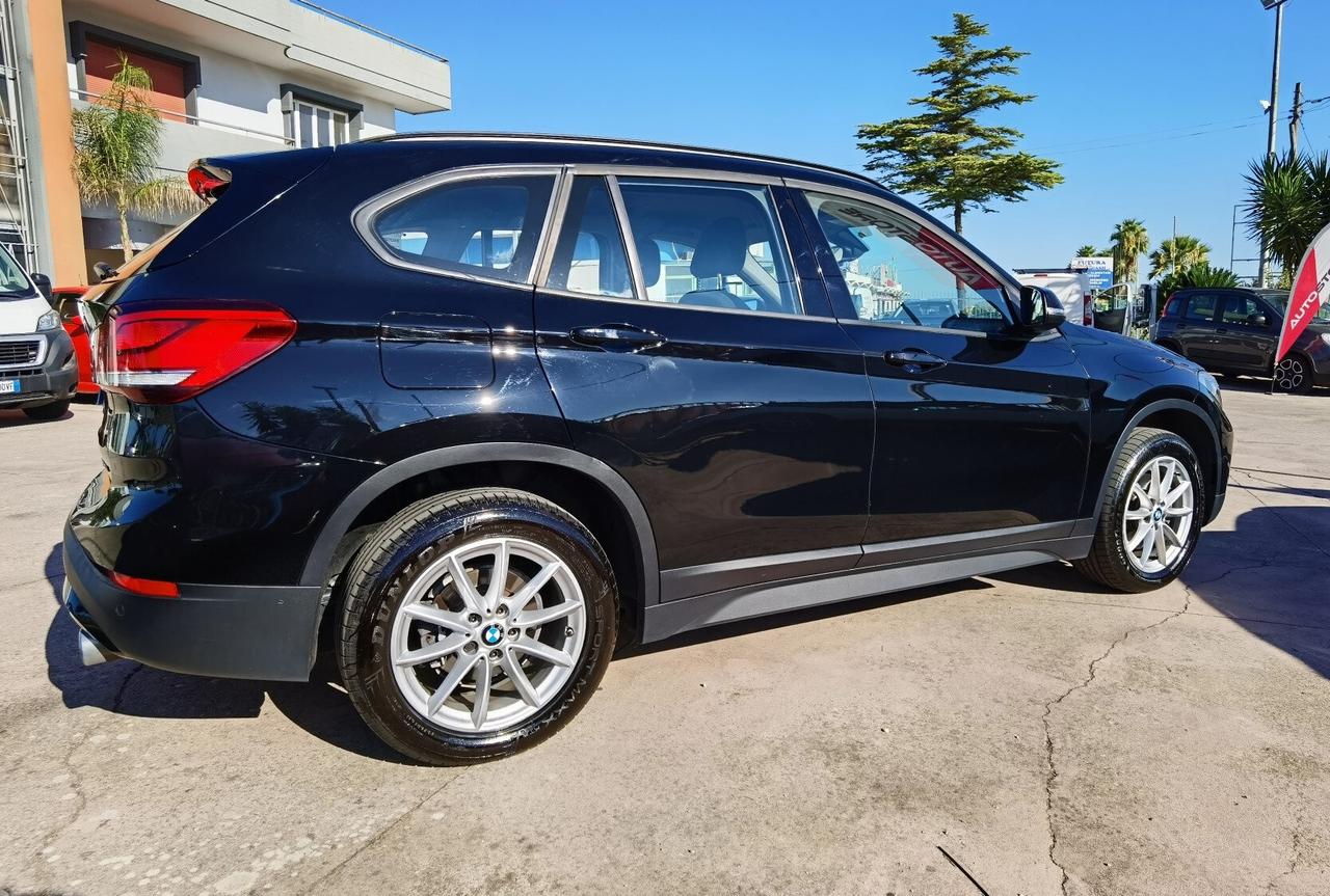 Bmw X1 sDrive18d Business Advantage Aut.