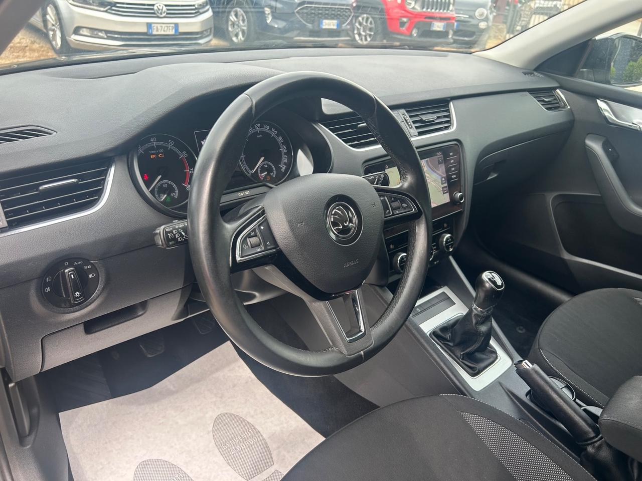 Skoda Octavia 1.4 Wagon Executive NAVI