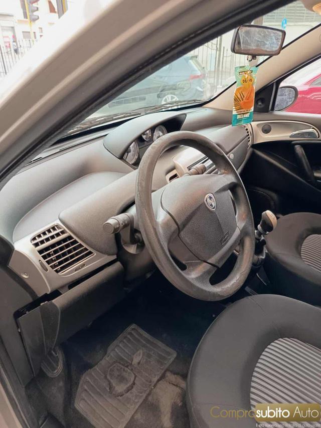LANCIA Ypsilon 1.2 Platino