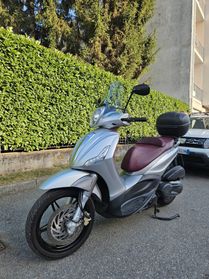 Piaggio Beverly 350 sport touring