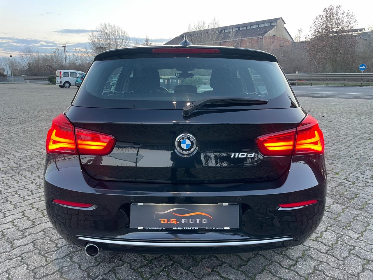 Bmw 118 118d 5p. Urban