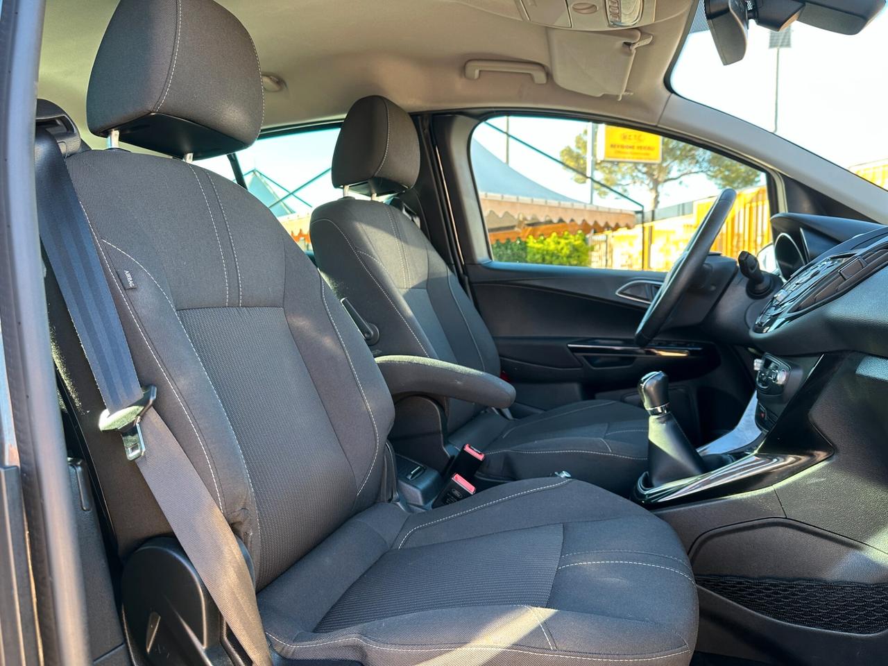 FORD B-Max 1.4 90 CV GPL Titanium