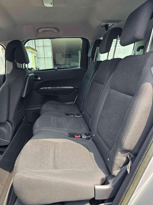 PEUGEOT 5008 2.0 HDi 150CV Allure - 7 POSTI