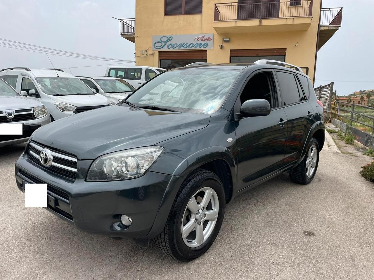 Toyota RAV 4 Crossover 4X4 2.2 D-Cat 177 CV Luxury