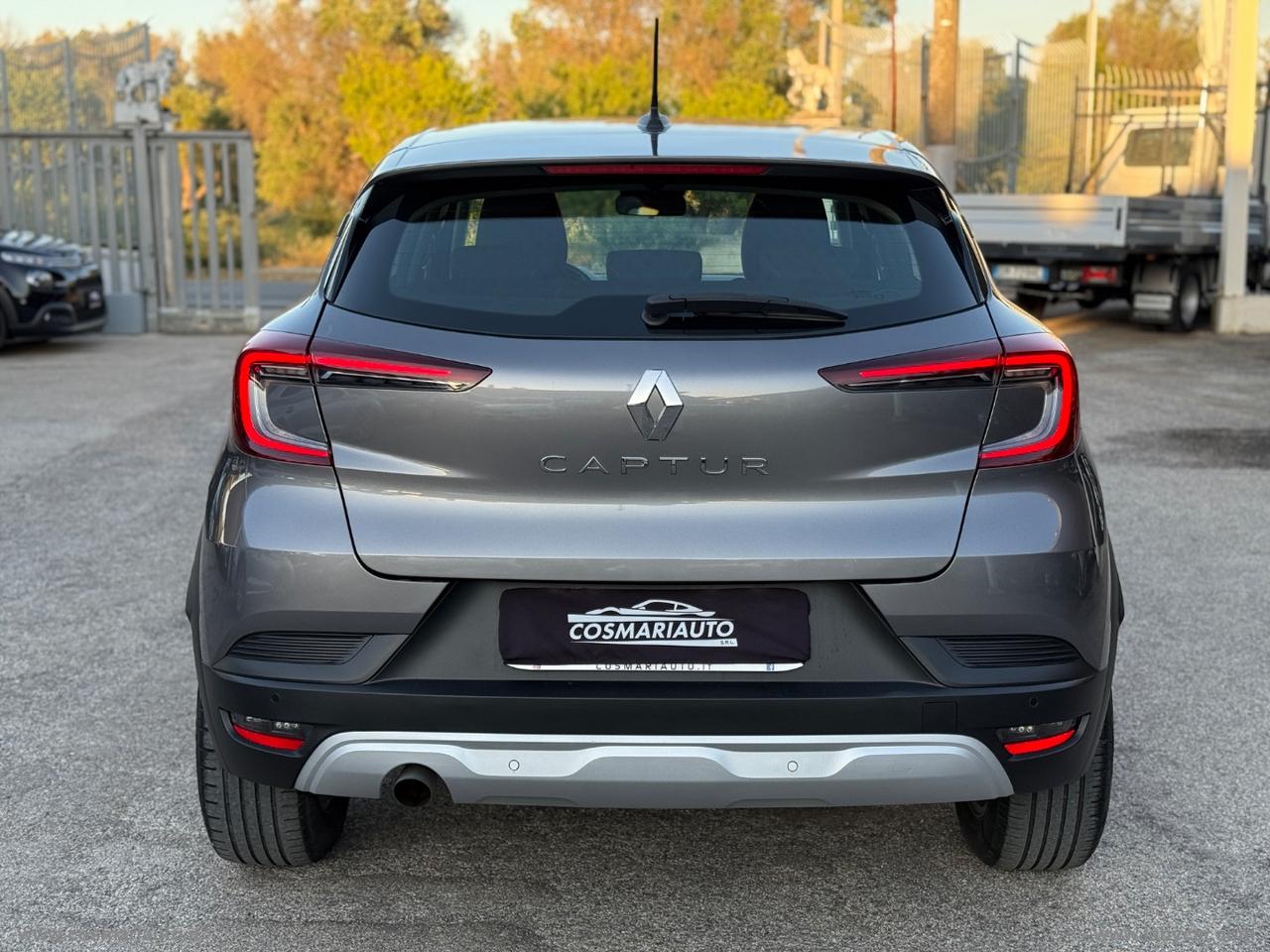 RENAULT Captur TCe 12V 100 CV GPL Life