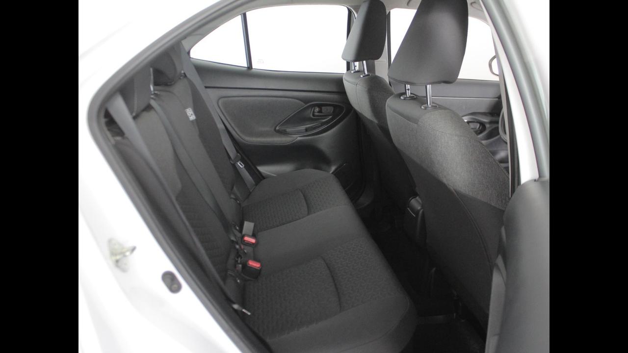 TOYOTA Yaris Cross - Yaris Cross 1.5h Active fwd 116cv e-cvt