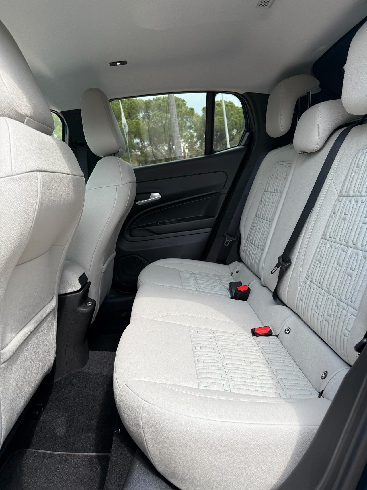 Fiat 600 Hybrid 100 CV DCT MHEV