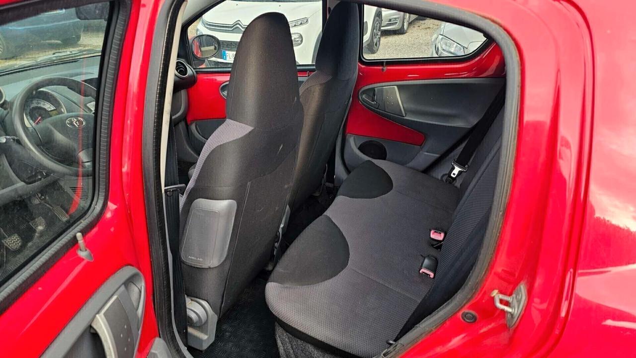 Toyota Aygo 1.0 VVT-i 5 porte Sol Neopatentati