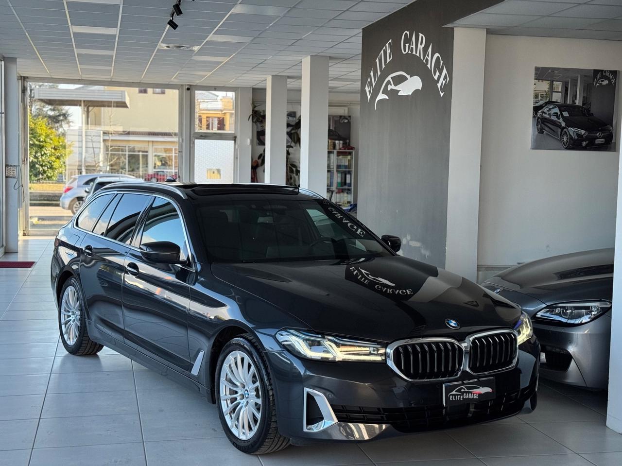 Bmw 520d xDrive Luxury TETTO LASER ACC