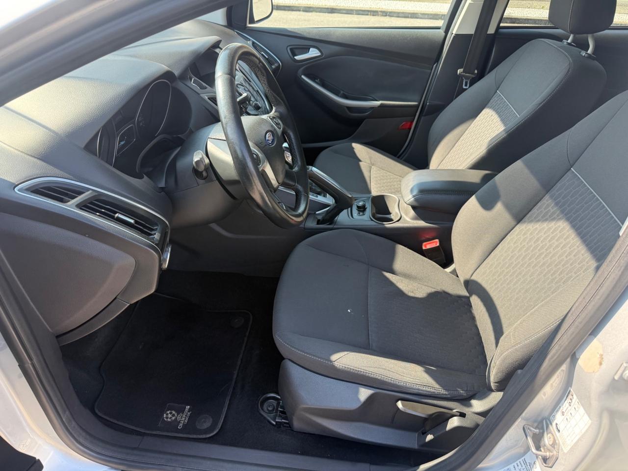 Ford Focus 2.0 TDCi 163 CV Powershift SW Individual”NAVI”EURO5”