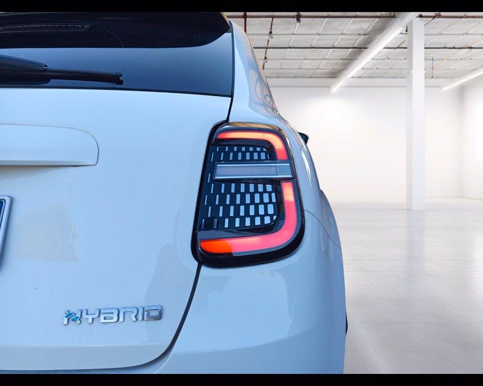 FIAT 600 1.2 hybrid La Prima 110cv auto del 2026