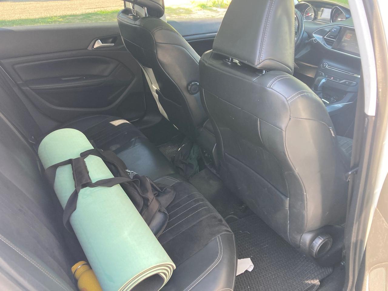 Peugeot 308 1.6 blue HDI 120 #10497