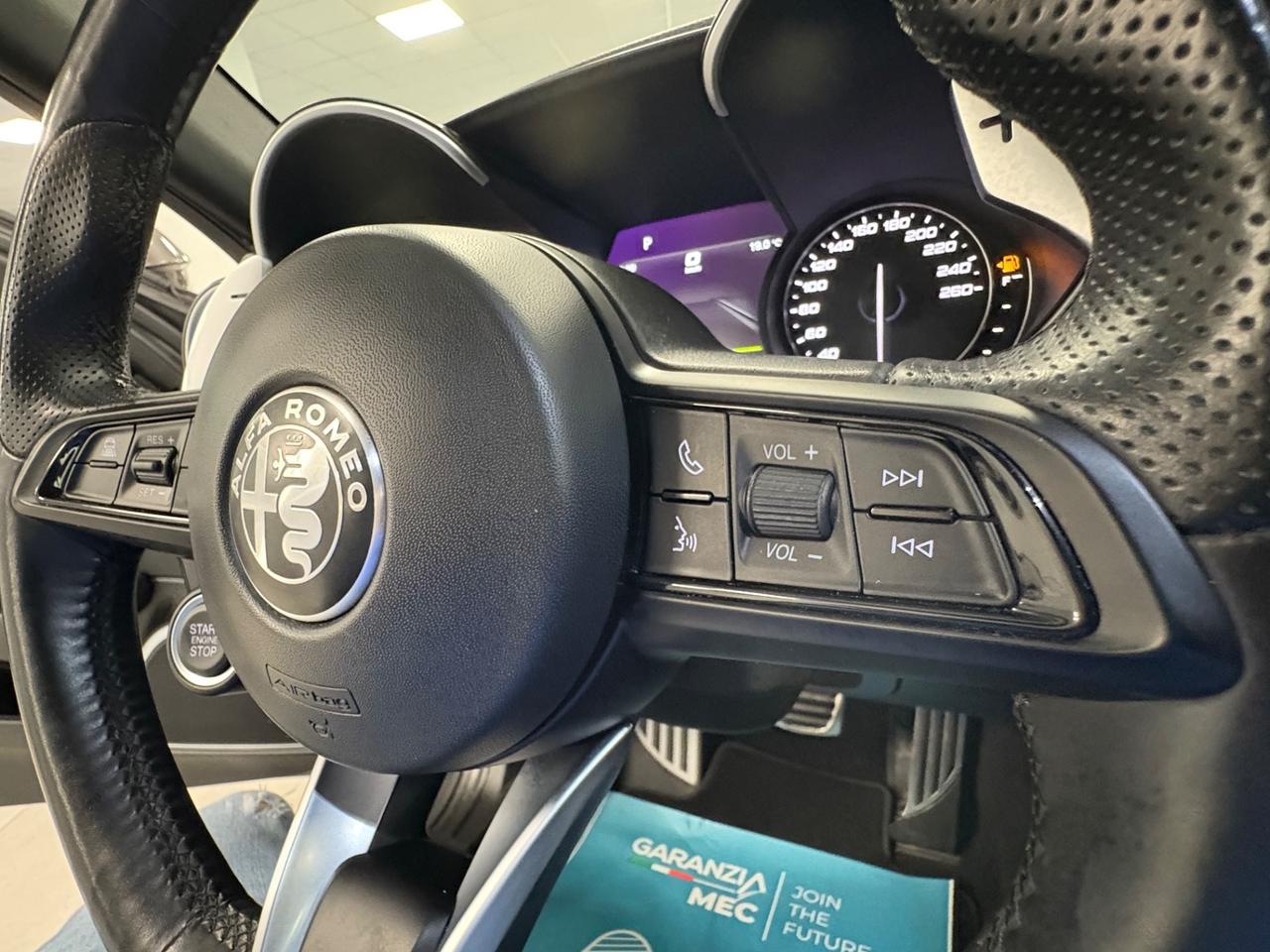 Alfa Romeo Giulia 2.0 280CV AWD Q4 VELOCE