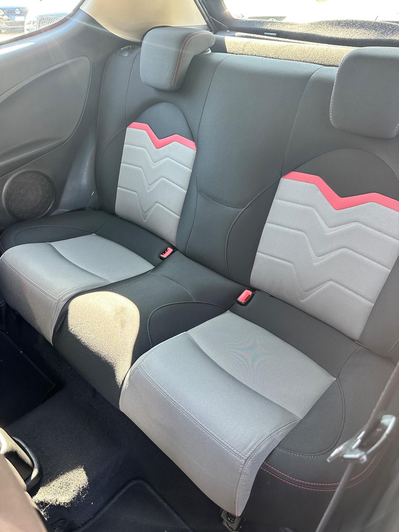 Alfa Romeo MiTo 1.3 JTDm 85 S&S RACER Sportiva 2014