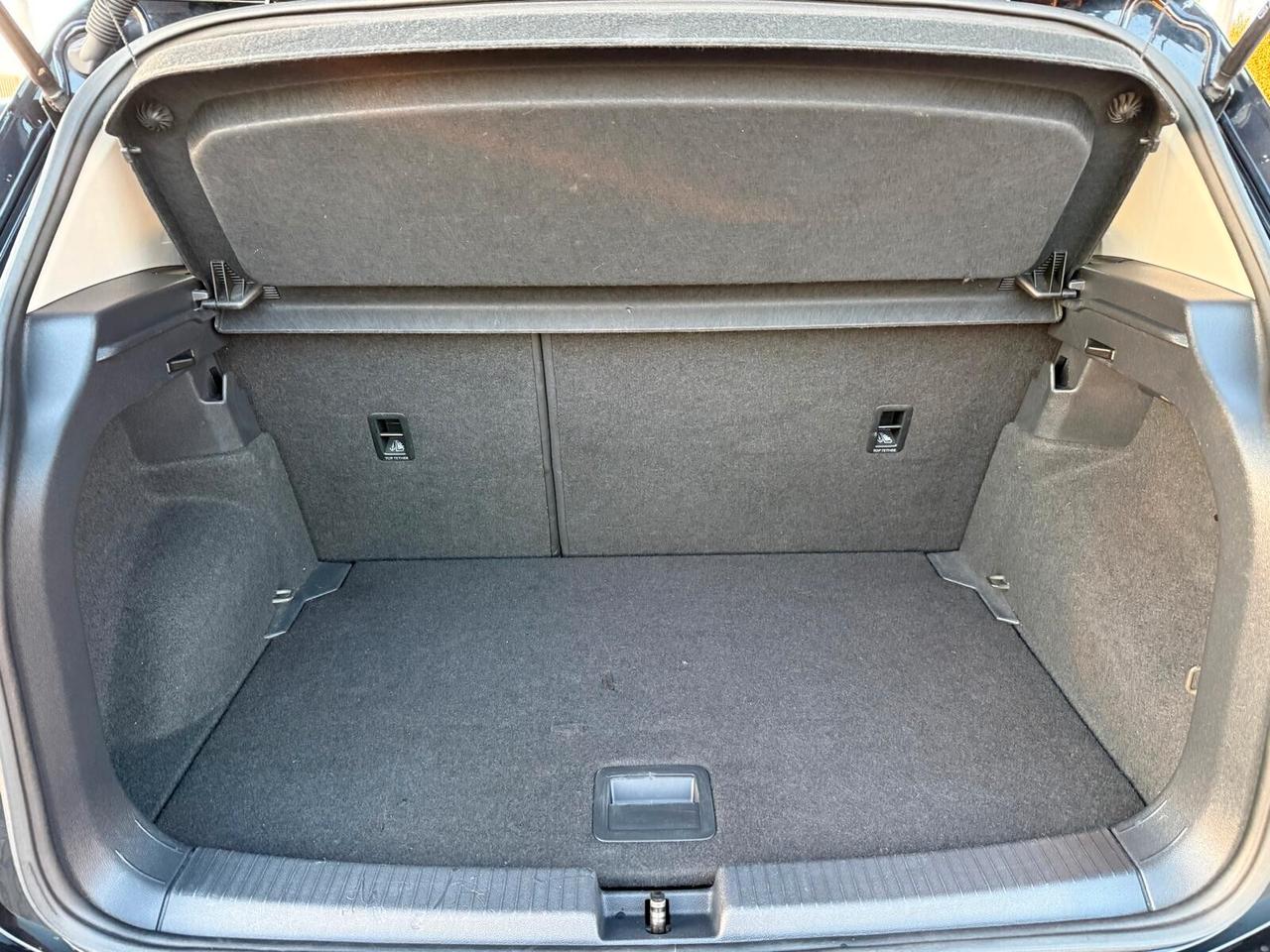 Volkswagen T-Cross 1.0 TSI 110 CV DSG Sport