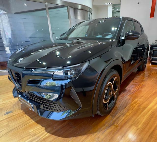 ALFA ROMEO Junior 1.2 145 CV Hybrid eDCT6 Speciale KM0