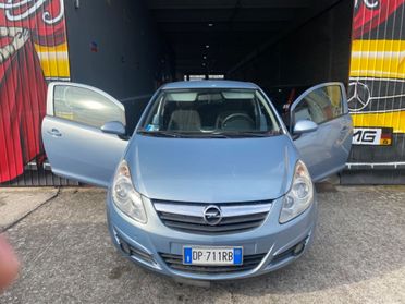 Opel Corsa 1.2 3 porte Easytronic Club Neopatentati Benzina