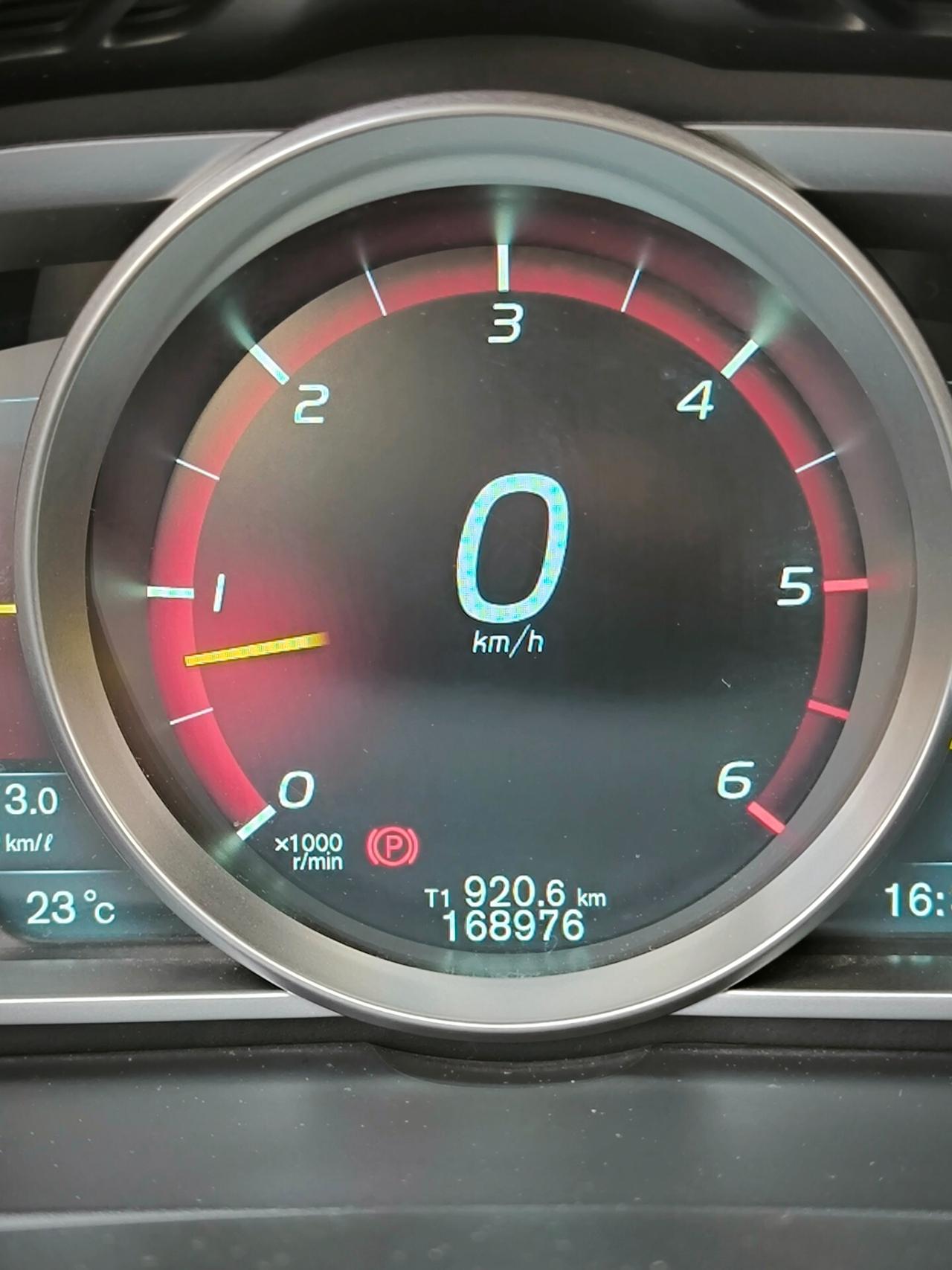 Volvo V40 D3 Geartronic Momentum con Cambio automatico