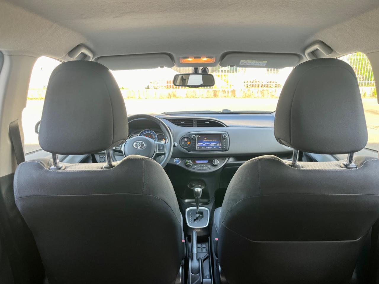 Toyota Yaris 1.5hybrid 74kw 2016 146.000km perfetta