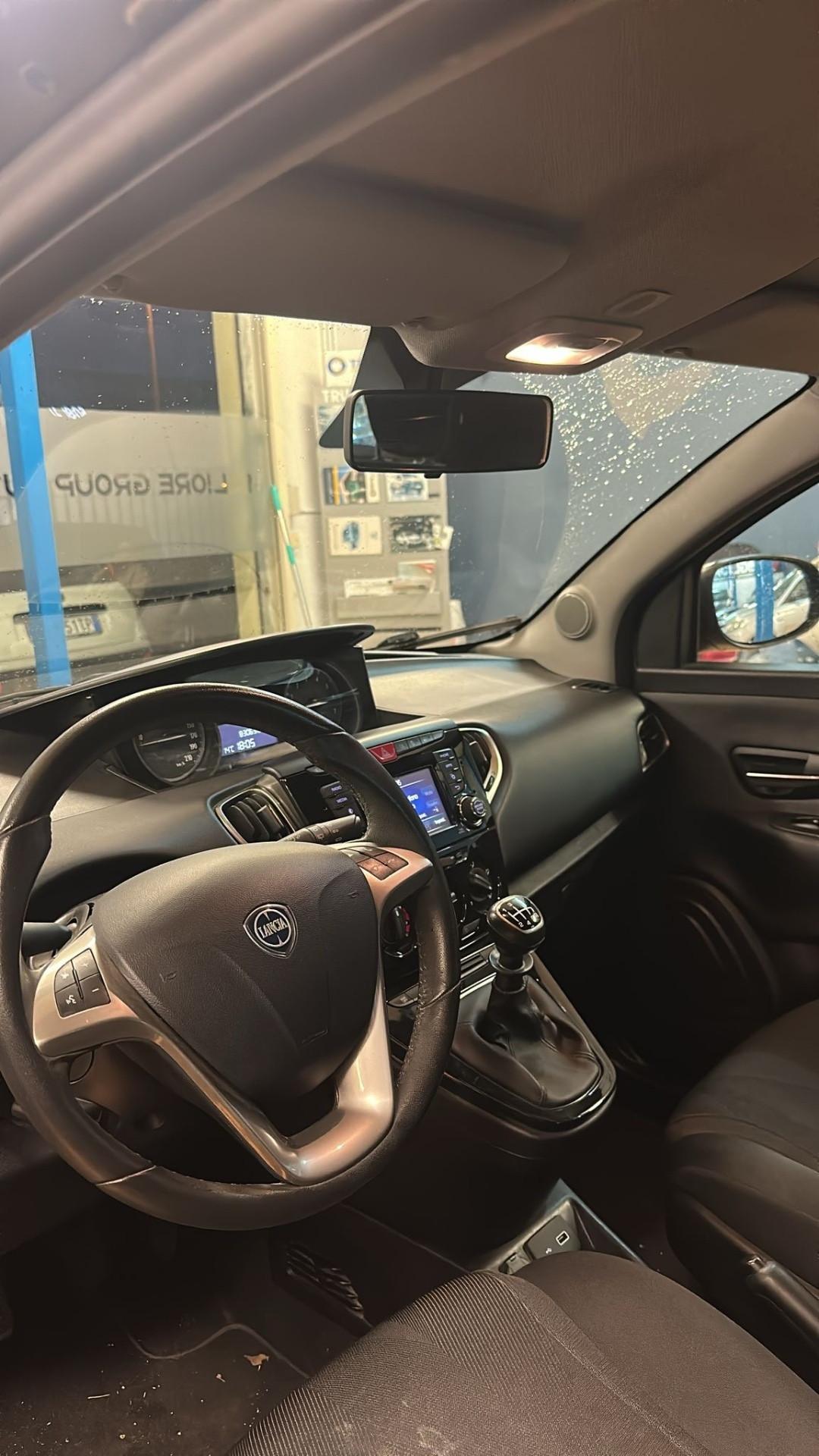 Lancia Ypsilon 1.0 benzina FULL OPTIONAL 2020