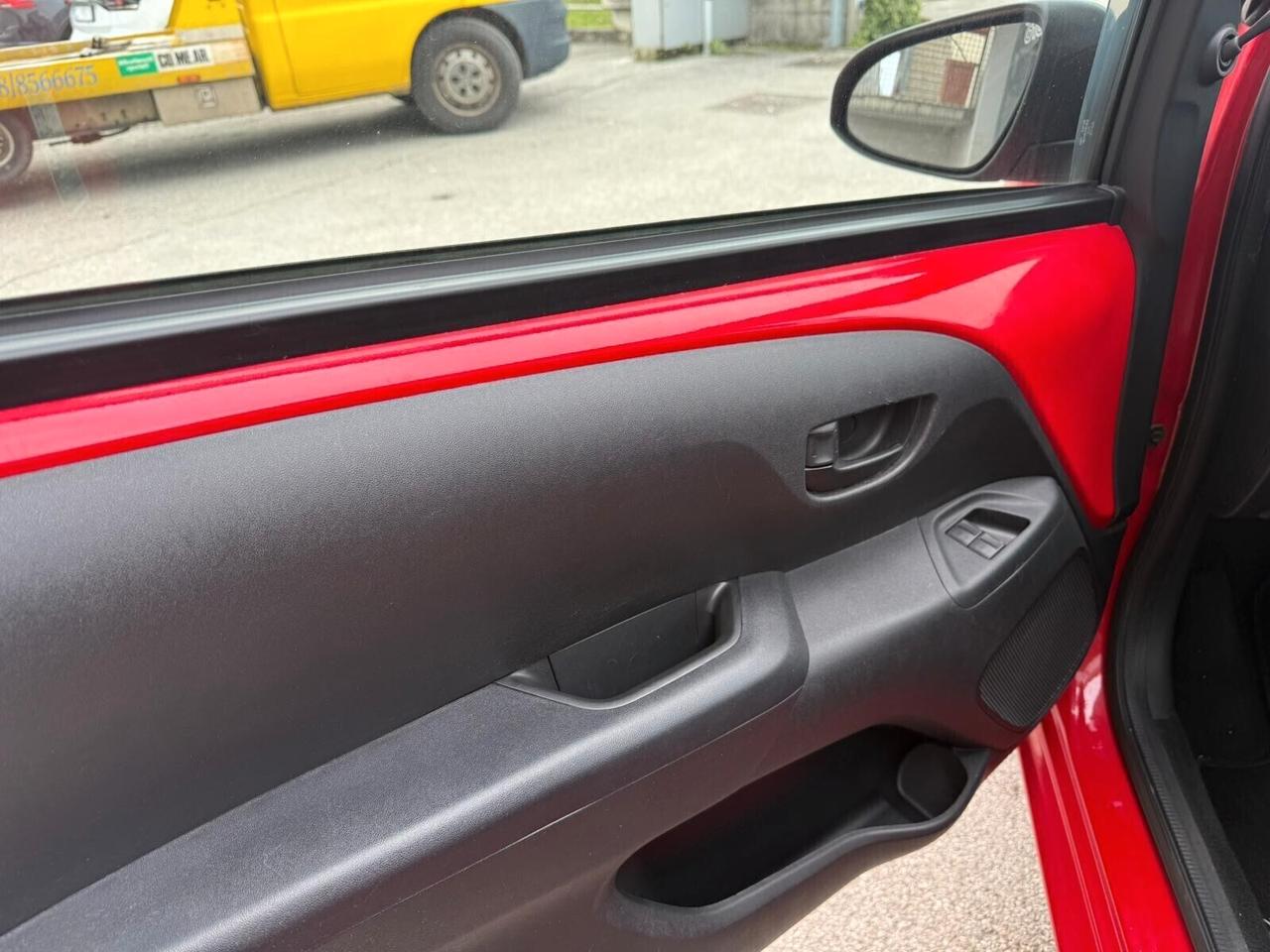 Citroen C1 1.0 benzina Automatica Neopatentati