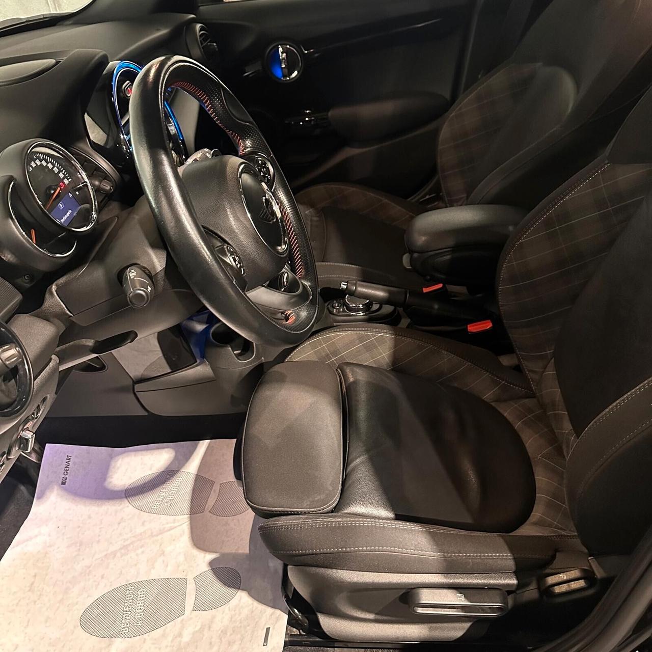 Mini 2.0 Cooper SD aut. 5 porte JOHN COOPER WORKS