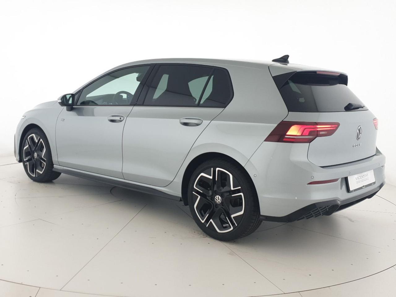 Volkswagen Golf 2.0 tdi r-line plus 150cv dsg