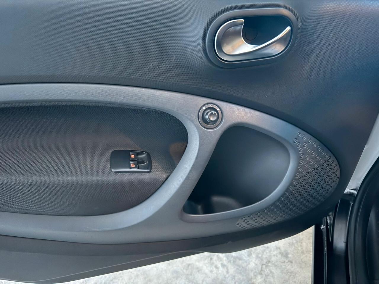 Smart ForTwo 70 1.0 Youngster