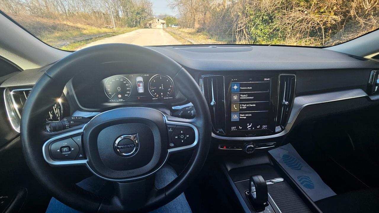 Volvo V60 B4 (d) Geartronic Momentum