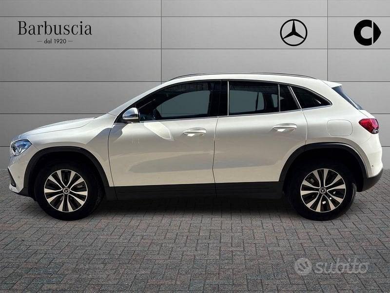 Mercedes-Benz GLA GLA-H247 2020 - 180 d Sport...