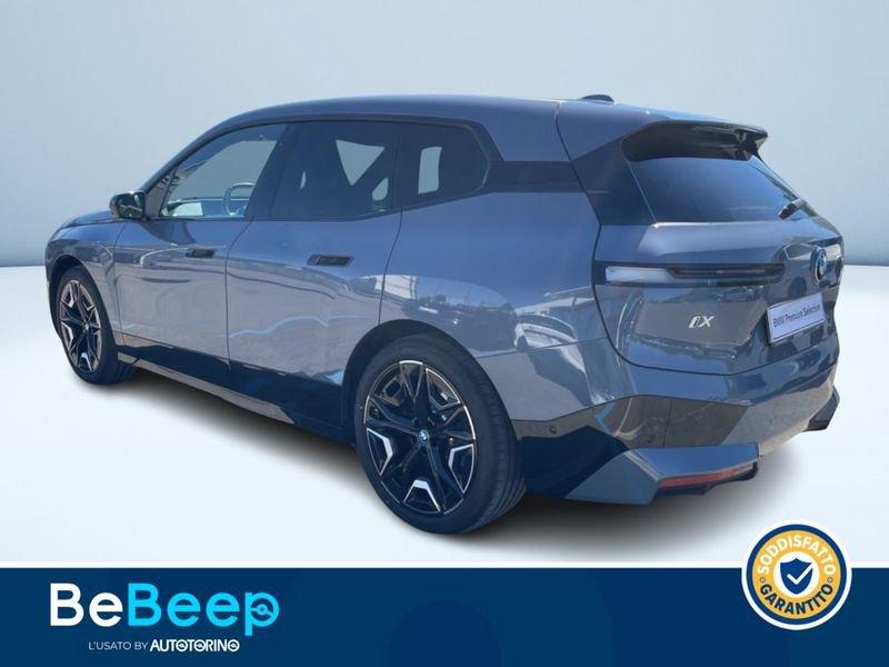 BMW iX XDRIVE40 PACCHETTO SPORTIVO