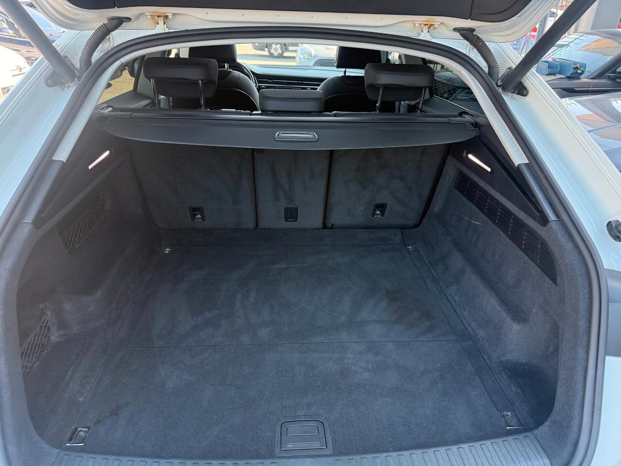 Audi Q8 45 3.0 tdi mhev TETTO APRIBILE KM CERTIFICATI