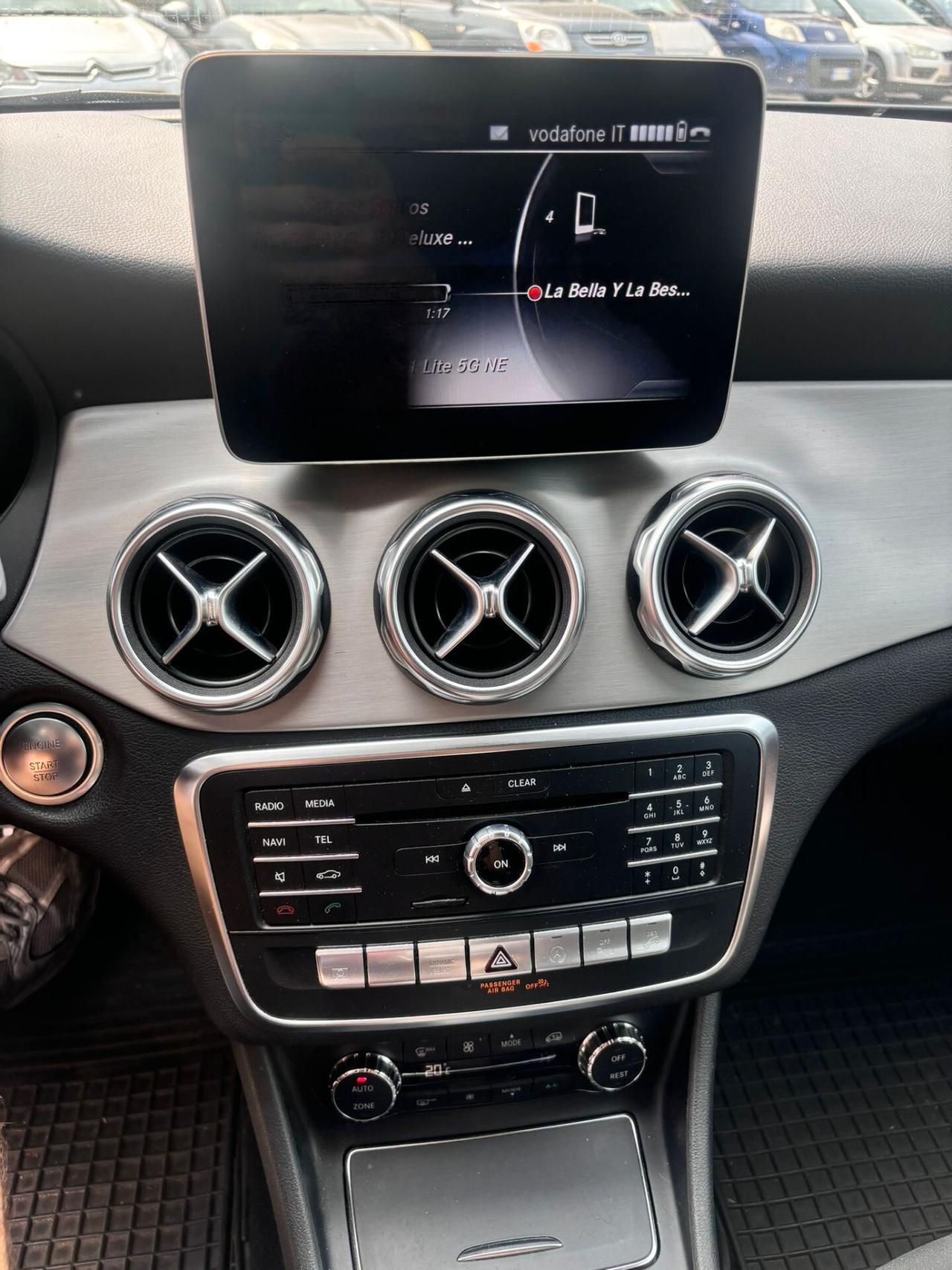Mercedes-benz GLA 200 GLA 200 d Automatic 4Matic Premium Night Edition