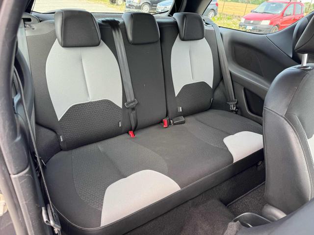 DS AUTOMOBILES DS 3 1.4 HDi 70 Just Black