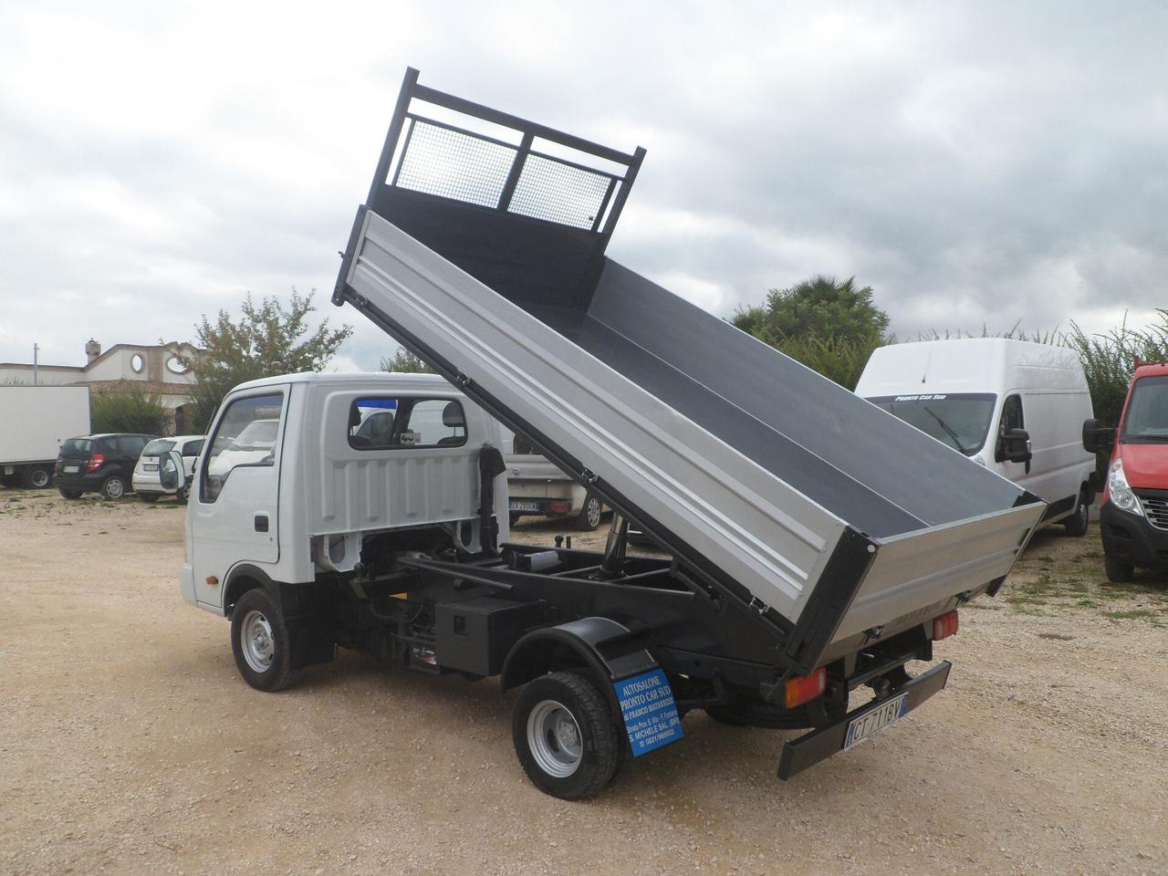 Kia K2500 ribaltabile trilaterale