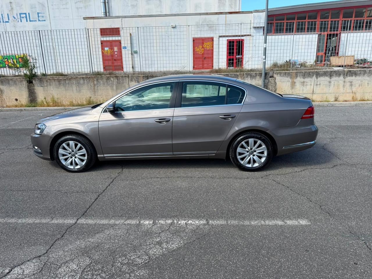 Volkswagen Passat 2.0 TDI Highline BlueM. Tech.