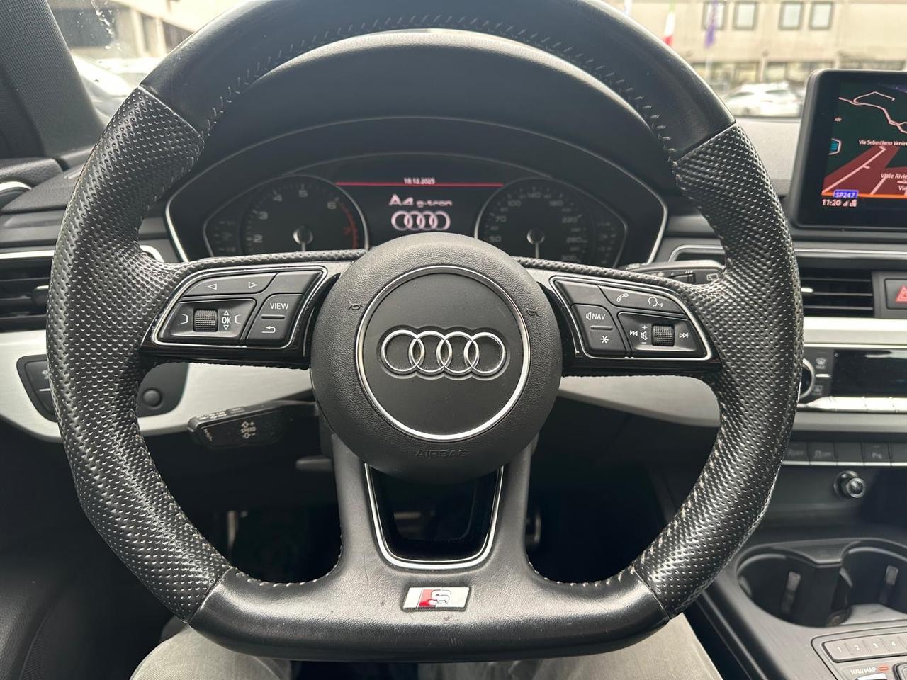 Audi A4 40 G-TRON S LINE EXPORT / COMMERCIANTI