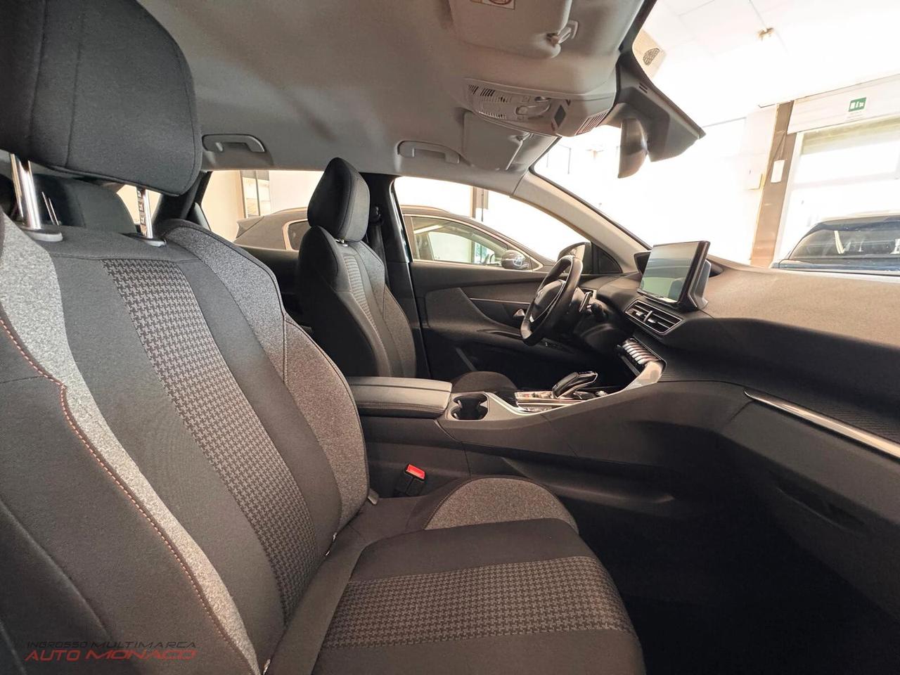 Peugeot 3008 BlueHDi 130cv EAT8 2021